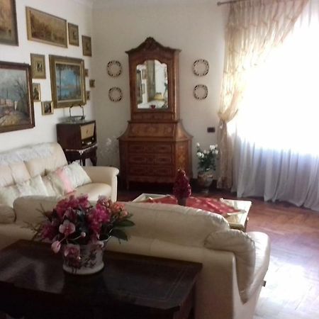 Casa Meriva เนเปิลส์ ภายนอก รูปภาพ