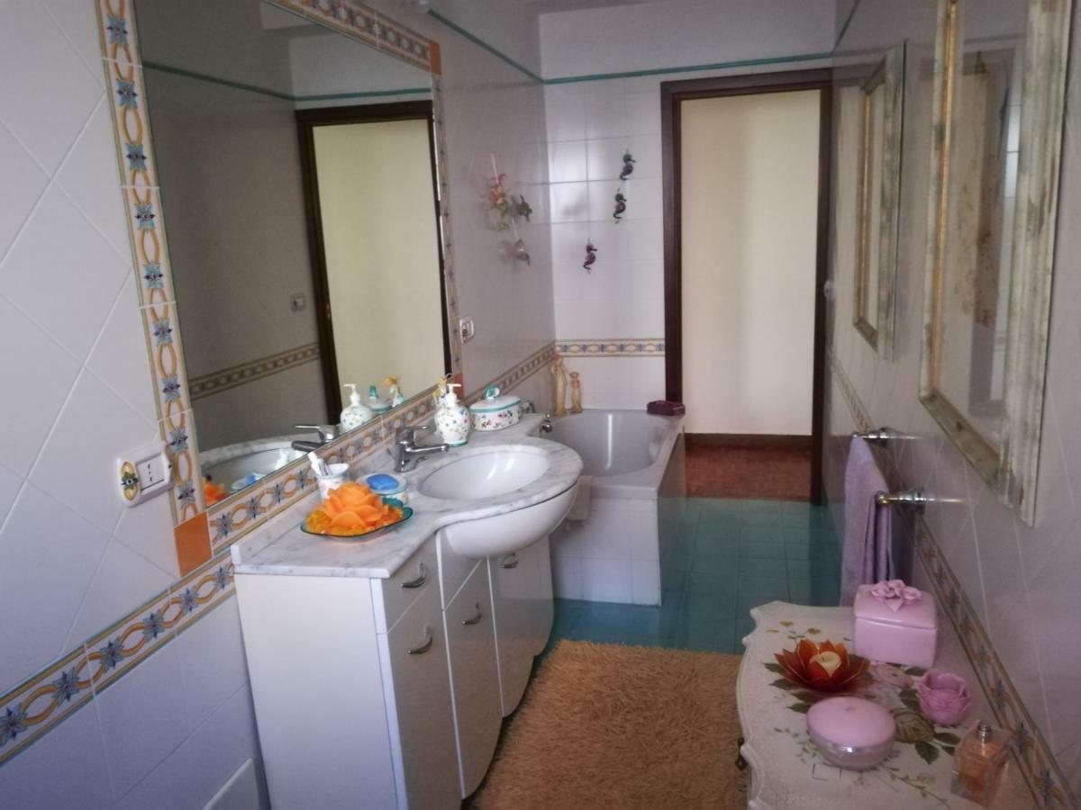Casa Meriva เนเปิลส์ ภายนอก รูปภาพ