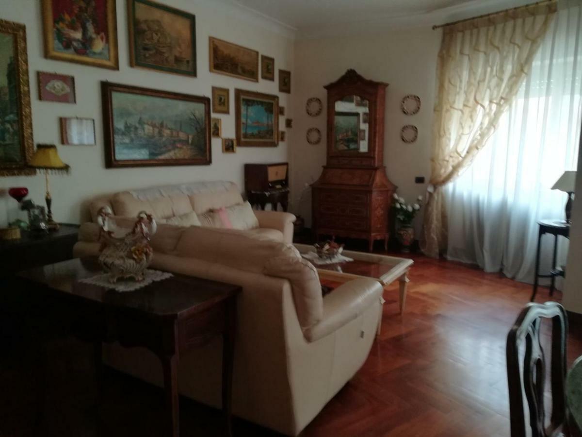 Casa Meriva เนเปิลส์ ภายนอก รูปภาพ